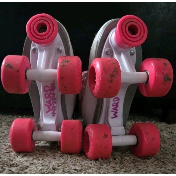 Roller Derby Firestar Roller Skates Youth Girl's Size 1 White Neon Pink With Box - Picture 7 of 16